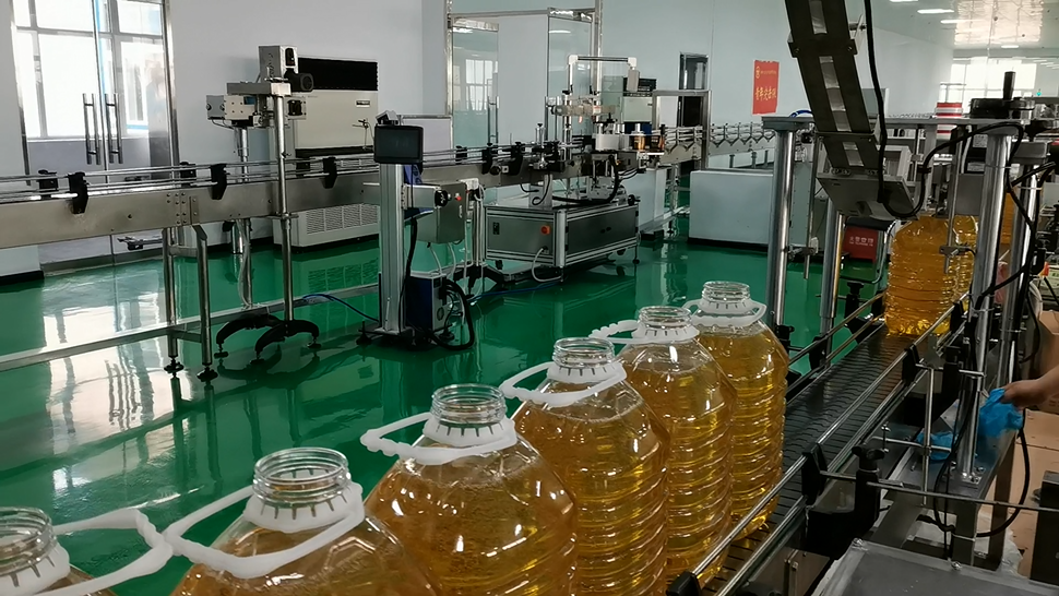 小型食用油灌裝生產(chǎn)線